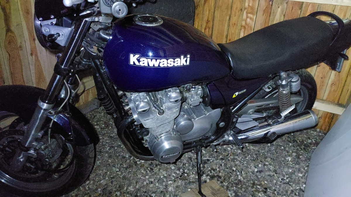 Kawasaki 750 ZEPHYR